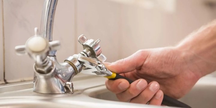 Expert Sink Mixture Installation Service In Dubai